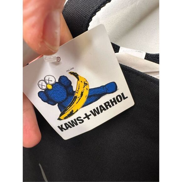 KAWS + WARHOL x UNIQLO tote/crossbody bag, NWT - Picture 7 of 7